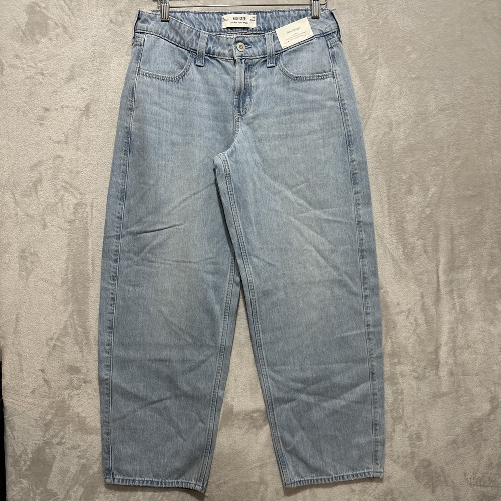 Hollister Low Rise Tapper Baggy Jeans Women's 28 Light Wash Loose Belt Loops NWT